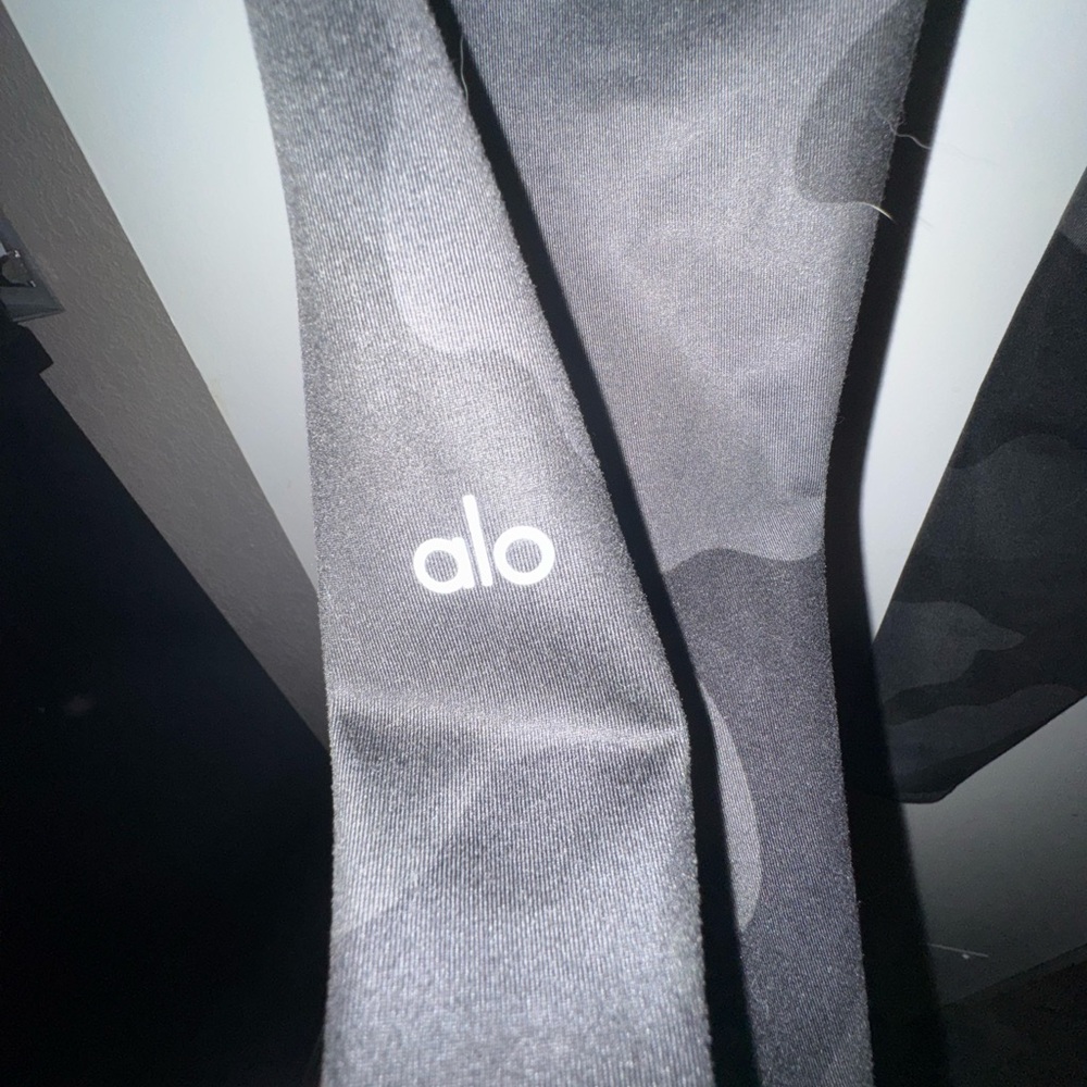 ALO leggings camo print - Picture 2 of 6